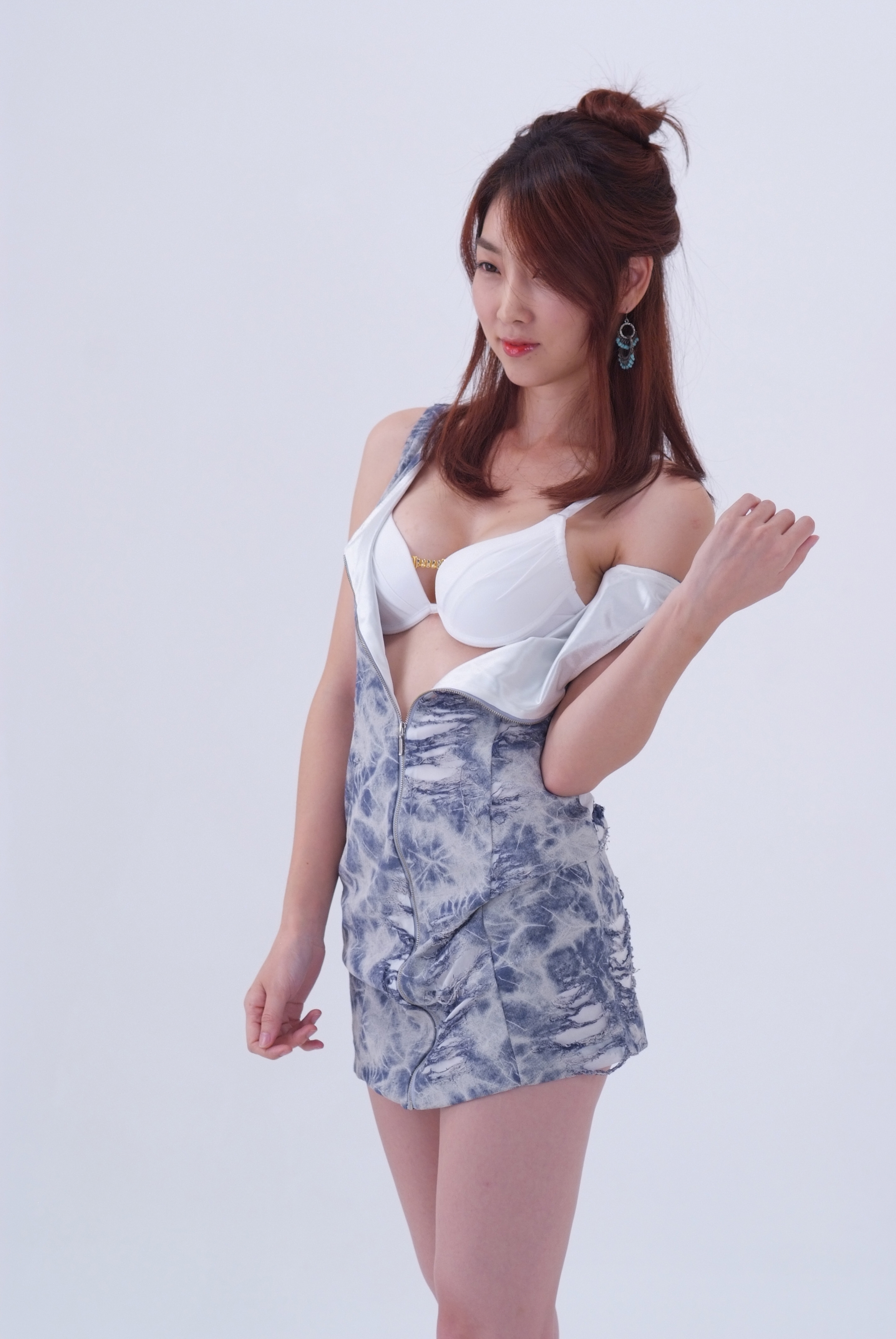 미분류 / 출사 혜령_5.86G_2,378장 속옷쇼핑몰